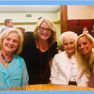 Meet your Posher, Andrea